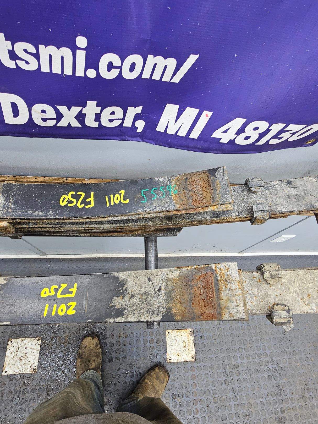 2011-2016 Ford F250 F350 Super Duty Rear Leaf Springs With Dual Upper Overloads - Pair