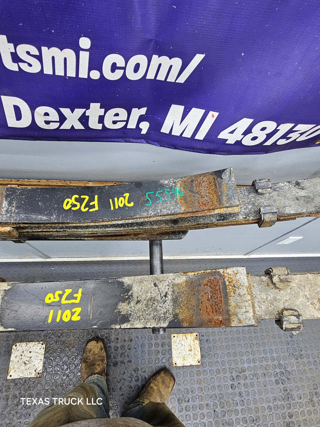 2011-2016 Ford F250 F350 Super Duty Rear Leaf Springs With Dual Upper Overloads - Pair