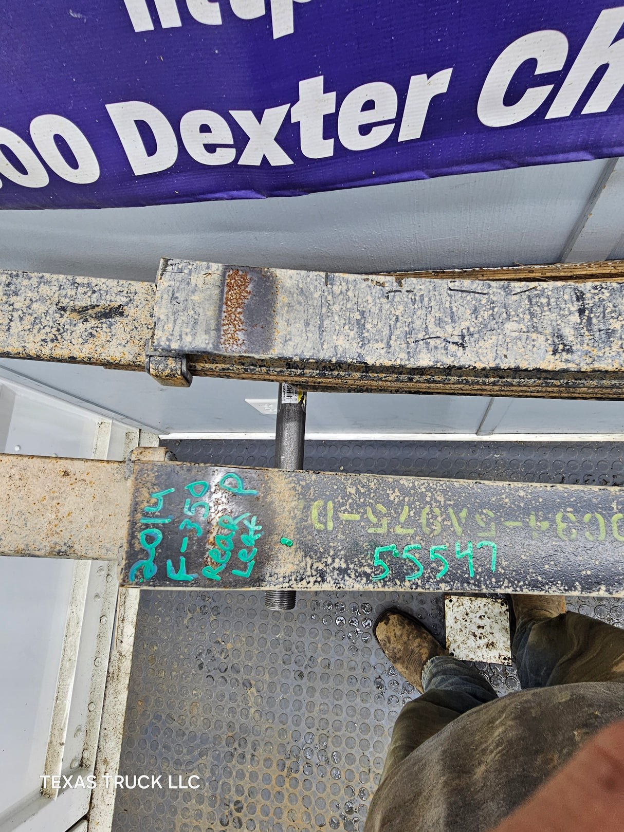 2011-2016 Ford F250 F350 Super Duty Rear Leaf Springs With Overloads - Pair