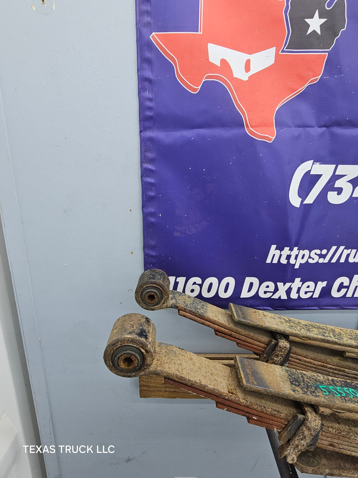 2001-2010 Chevrolet Silverado / GMC Sierra 3500 CAB CHASSIS Rear Leaf Springs - Pair 15068186