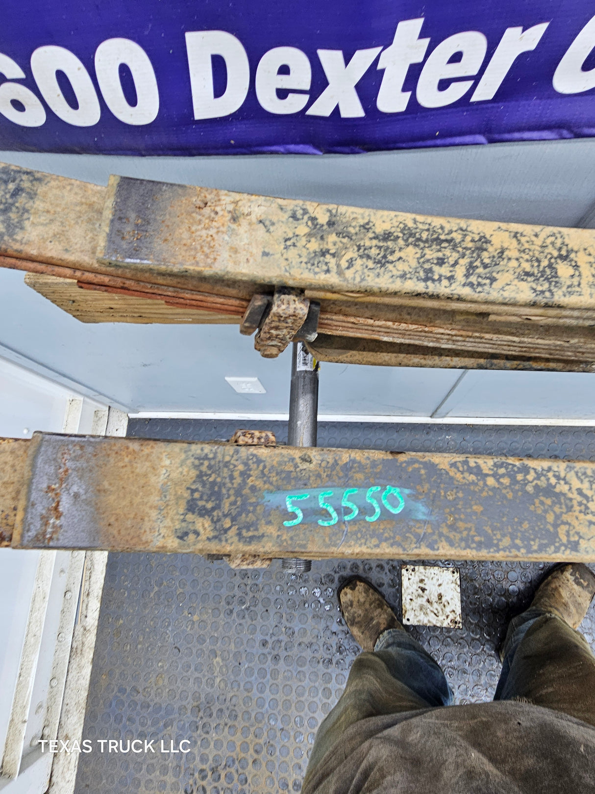 2001-2010 Chevrolet Silverado / GMC Sierra 3500 CAB CHASSIS Rear Leaf Springs - Pair 15068186