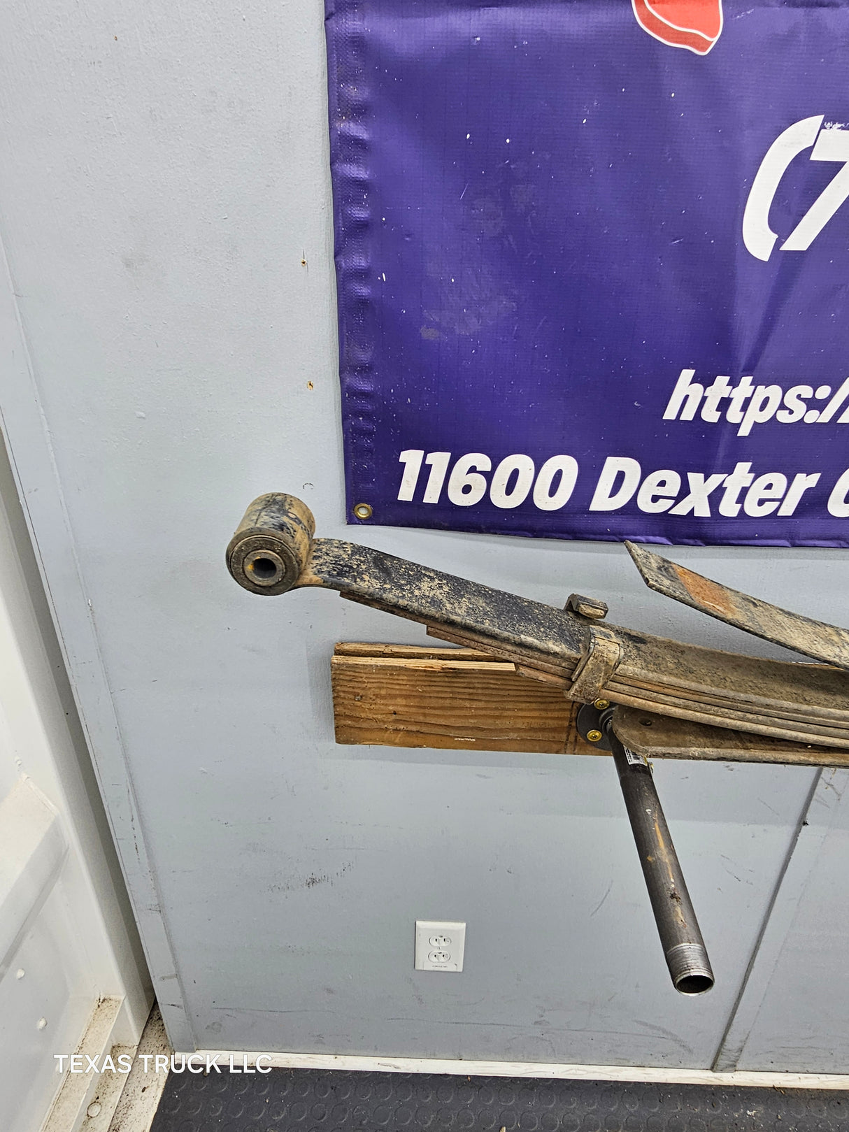 2008-2010 Ford F250 F350 Super Duty Rear Leaf Spring with overload, 1 spring pack