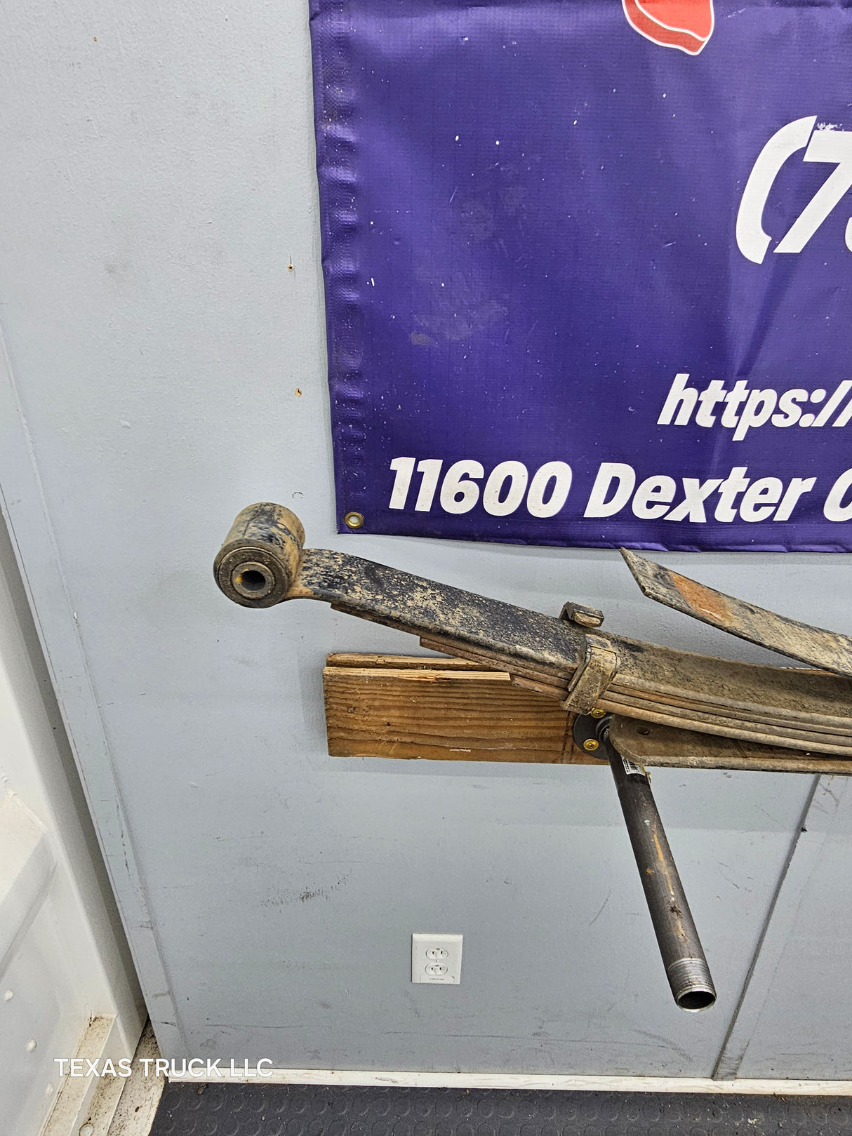 2008-2010 Ford F250 F350 Super Duty Rear Leaf Spring with overload, 1 spring pack