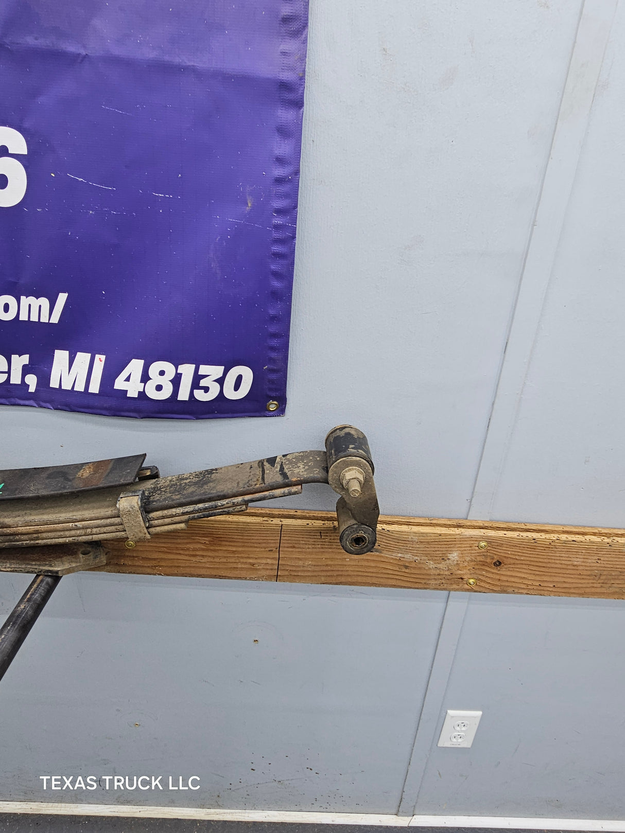 2008-2010 Ford F250 F350 Super Duty Rear Leaf Spring with overload, 1 spring pack