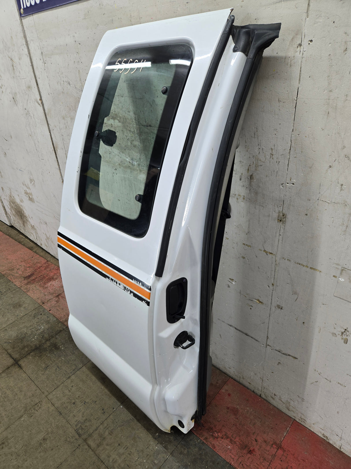 2008-2016 Ford Super Duty F250 F350 F450 F550 RH Extended Cab Passenger Side Rear Door - Oxford White