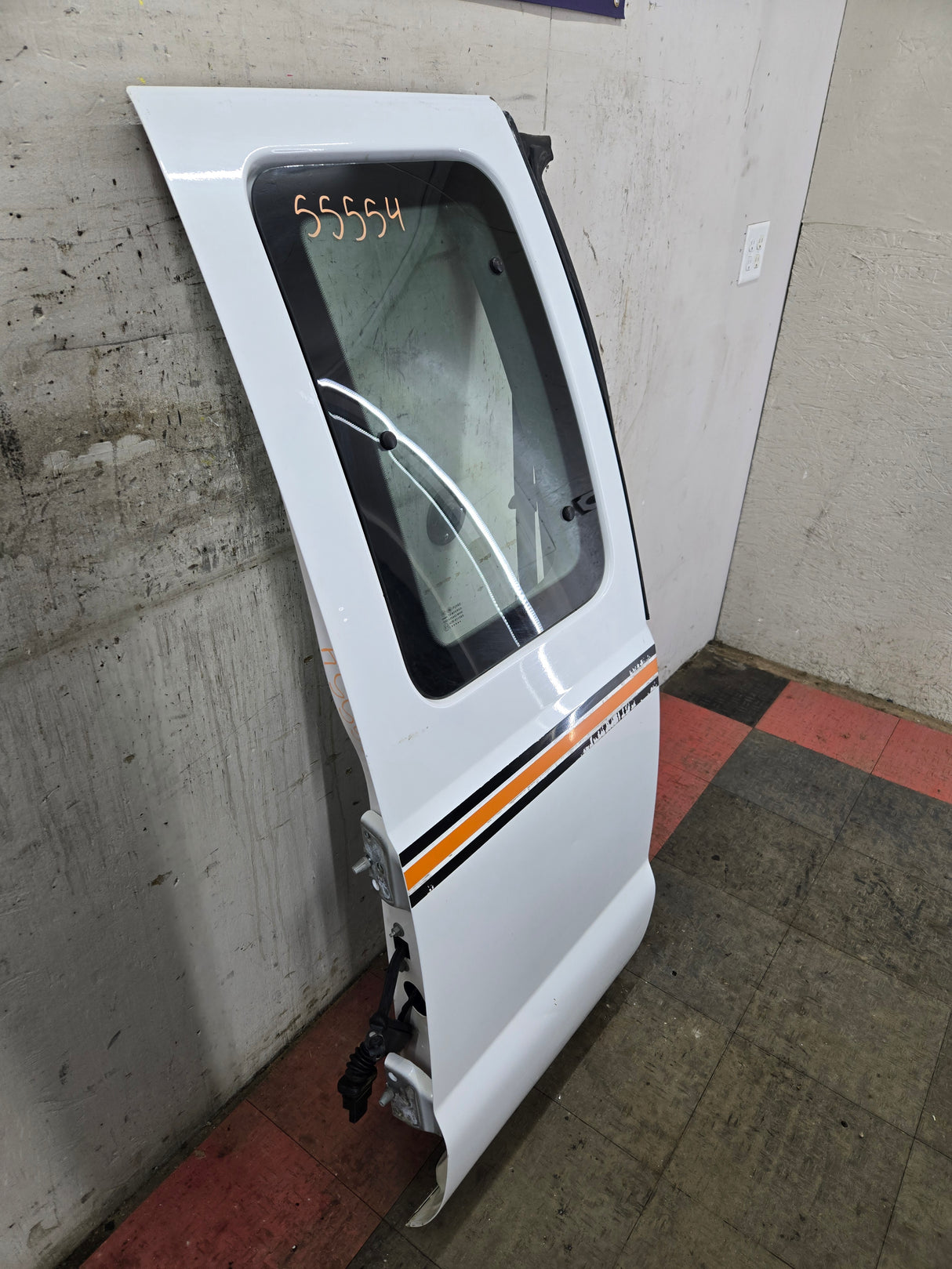 2008-2016 Ford Super Duty F250 F350 F450 F550 RH Extended Cab Passenger Side Rear Door - Oxford White