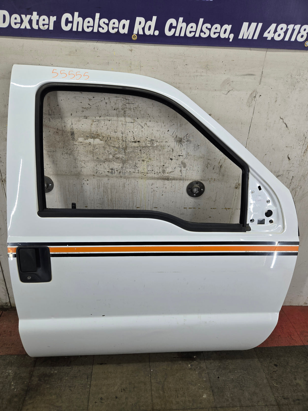 2012-2016 Ford Super Duty Passenger Side Front Door RH F250 F350 F450 F550 - Oxford White