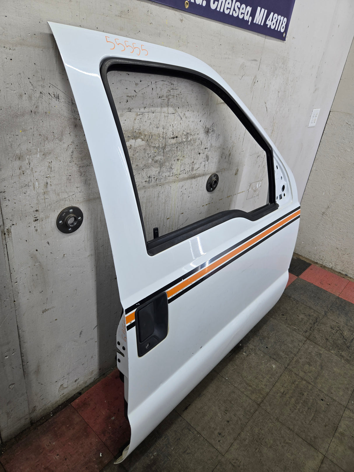 2012-2016 Ford Super Duty Passenger Side Front Door RH F250 F350 F450 F550 - Oxford White