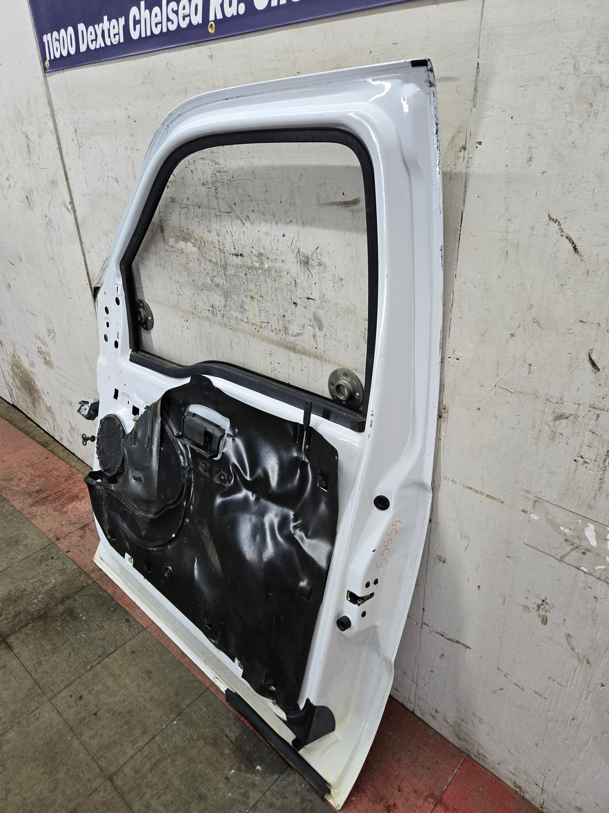 2012-2016 Ford Super Duty Passenger Side Front Door RH F250 F350 F450 F550 - Oxford White