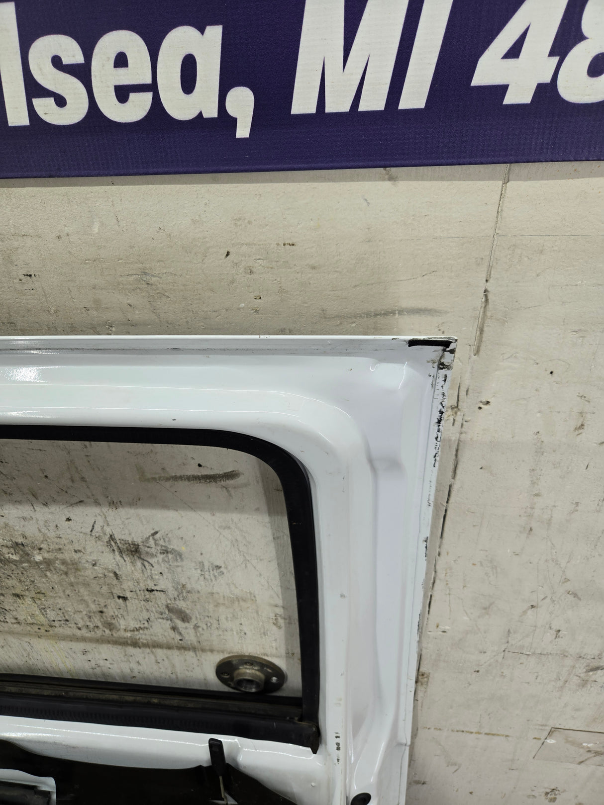 2012-2016 Ford Super Duty Passenger Side Front Door RH F250 F350 F450 F550 - Oxford White