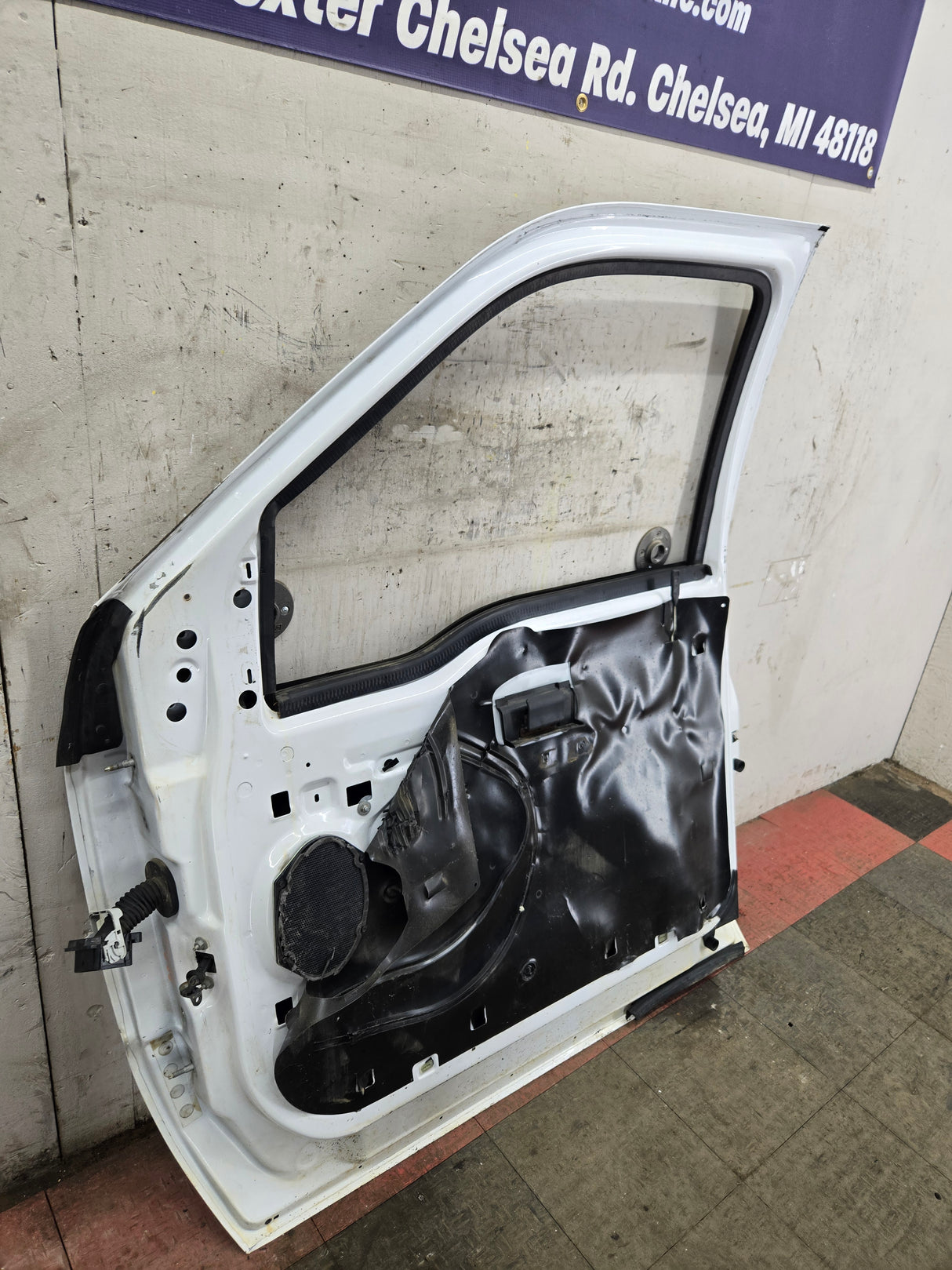 2012-2016 Ford Super Duty Passenger Side Front Door RH F250 F350 F450 F550 - Oxford White