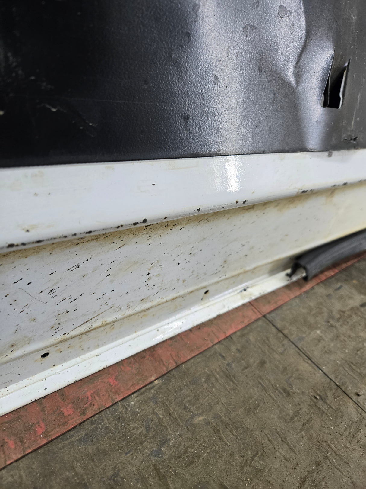 2012-2016 Ford Super Duty Passenger Side Front Door RH F250 F350 F450 F550 - Oxford White