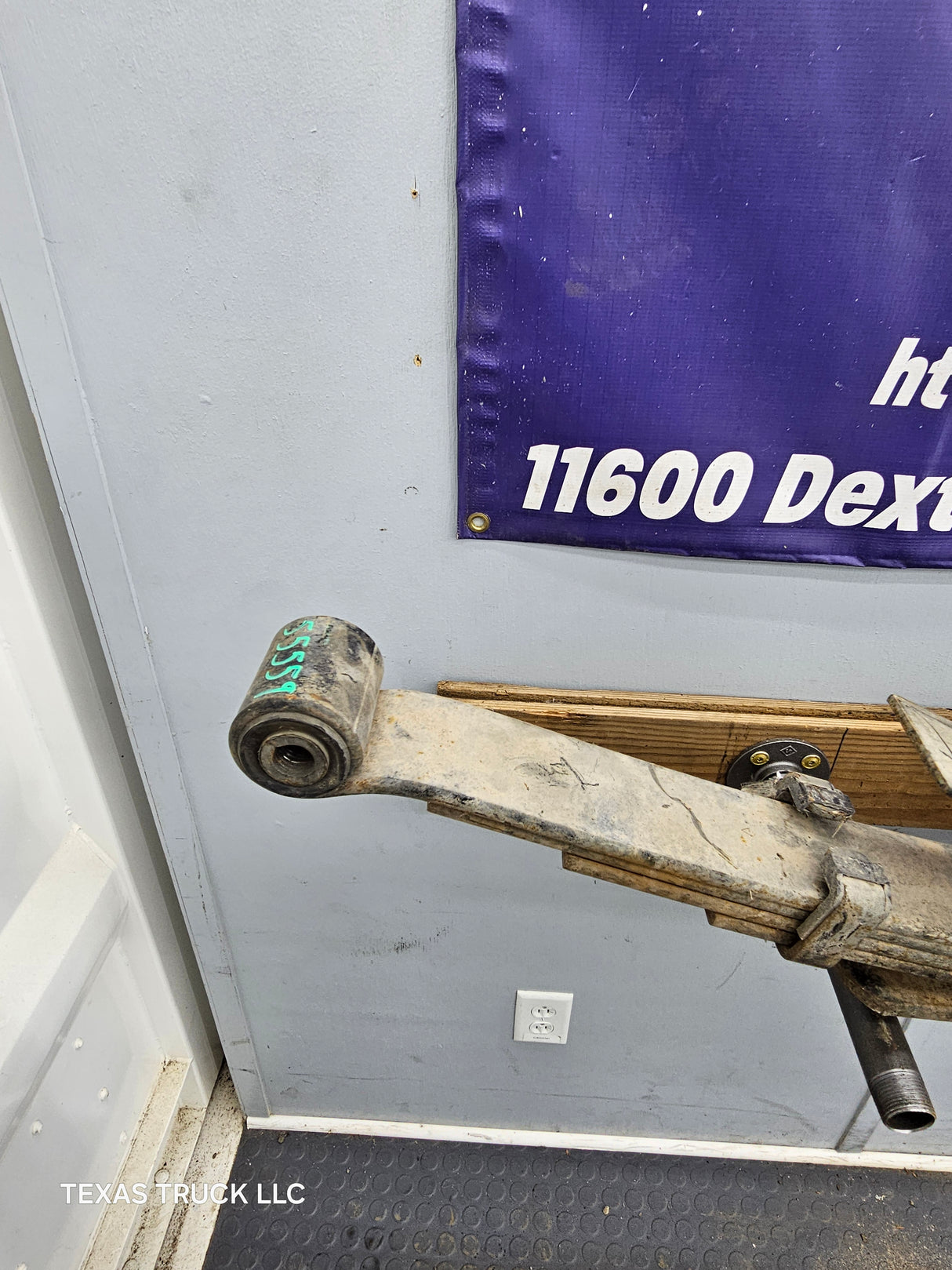 2008-2010 Ford F250 F350 Super Duty Rear Leaf Spring with overload, 1 spring pack