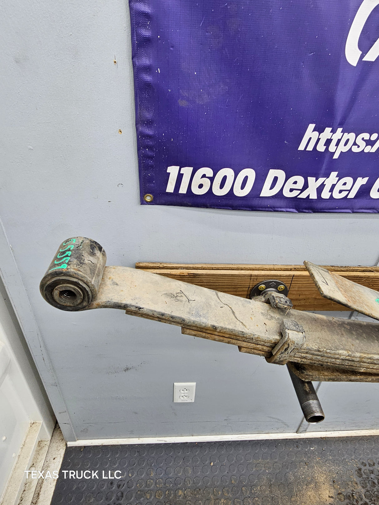 2008-2010 Ford F250 F350 Super Duty Rear Leaf Spring with overload, 1 spring pack