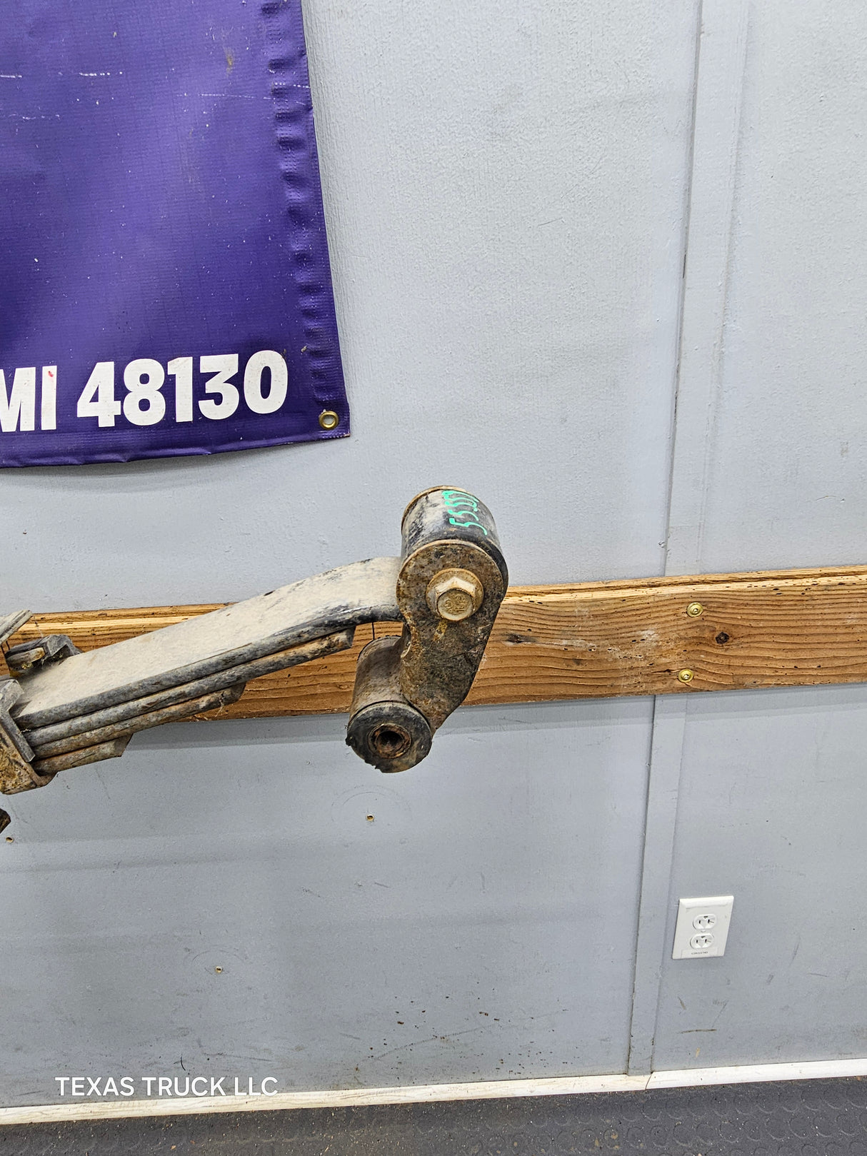 2008-2010 Ford F250 F350 Super Duty Rear Leaf Spring with overload, 1 spring pack