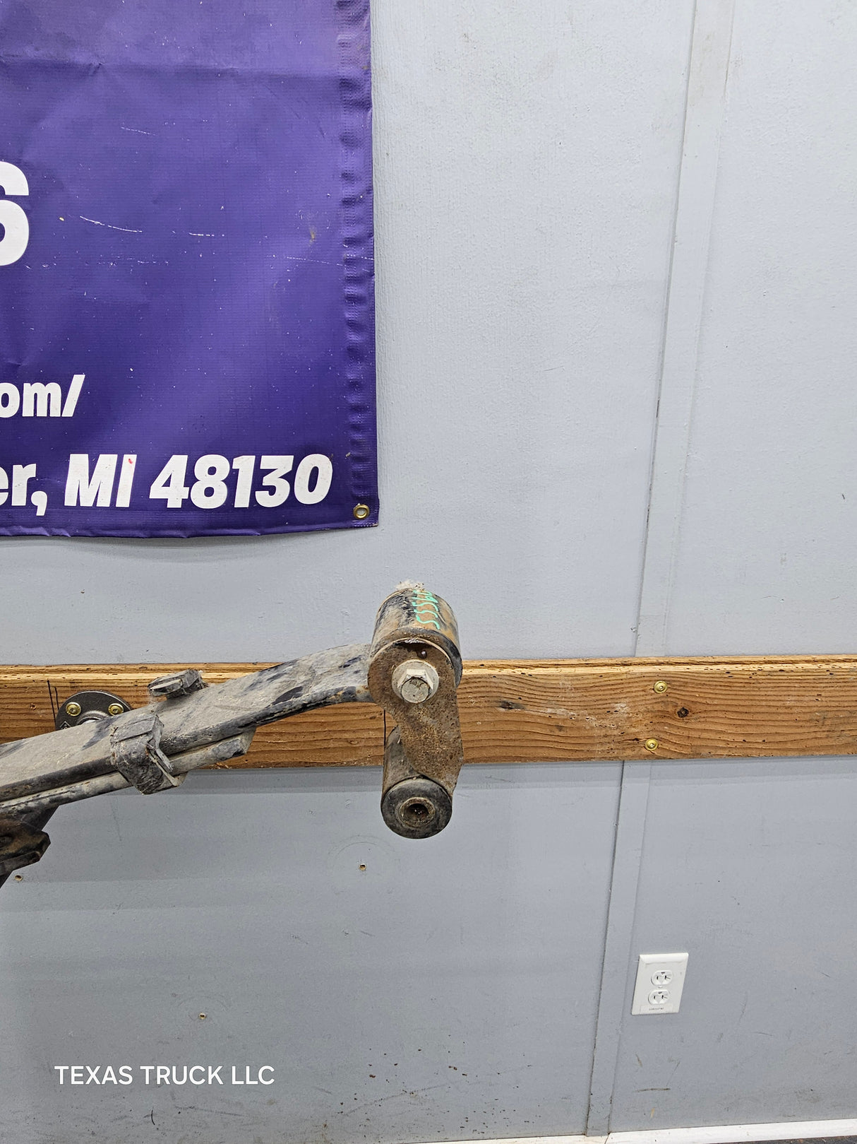 2011-2016 Ford F250 F350 Super Duty Rear Leaf Spring BC345560FE