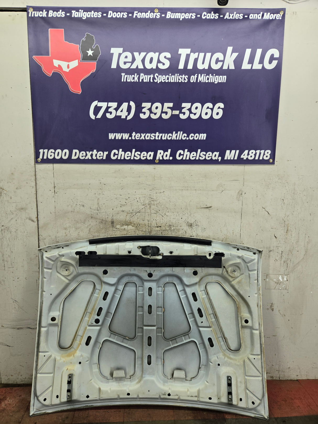 2004-2011 Ford Ranger Hood - White OEM