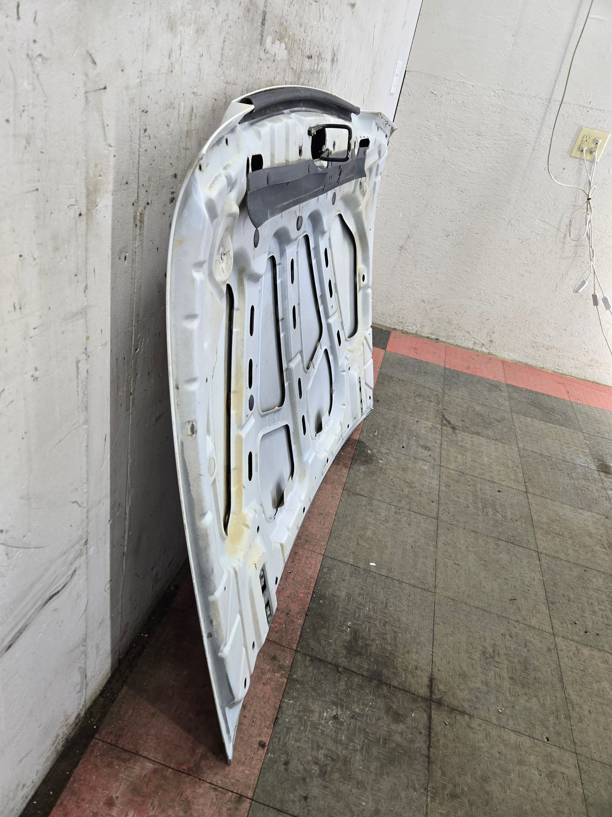 2004-2011 Ford Ranger Hood - White OEM