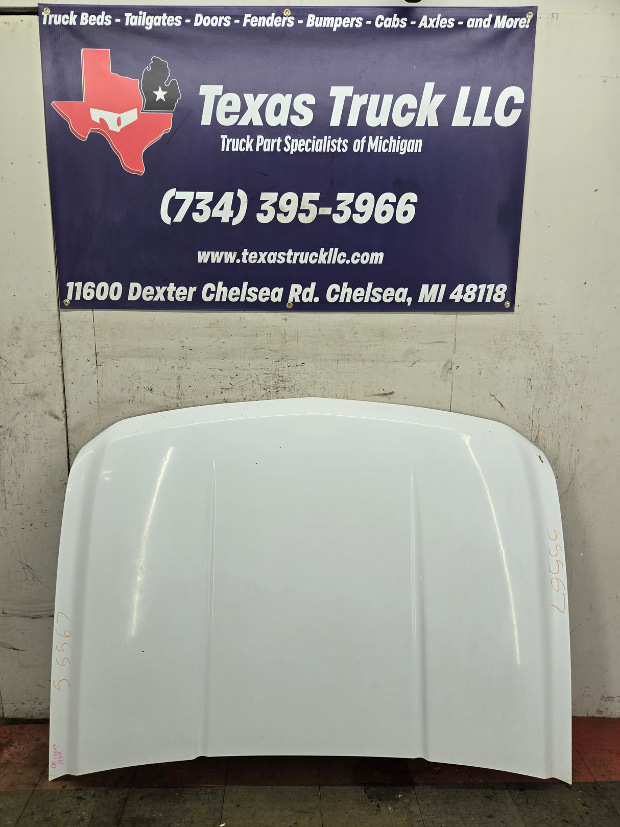 2007-2013 Chevrolet Silverado 1500 2500 Hood - White