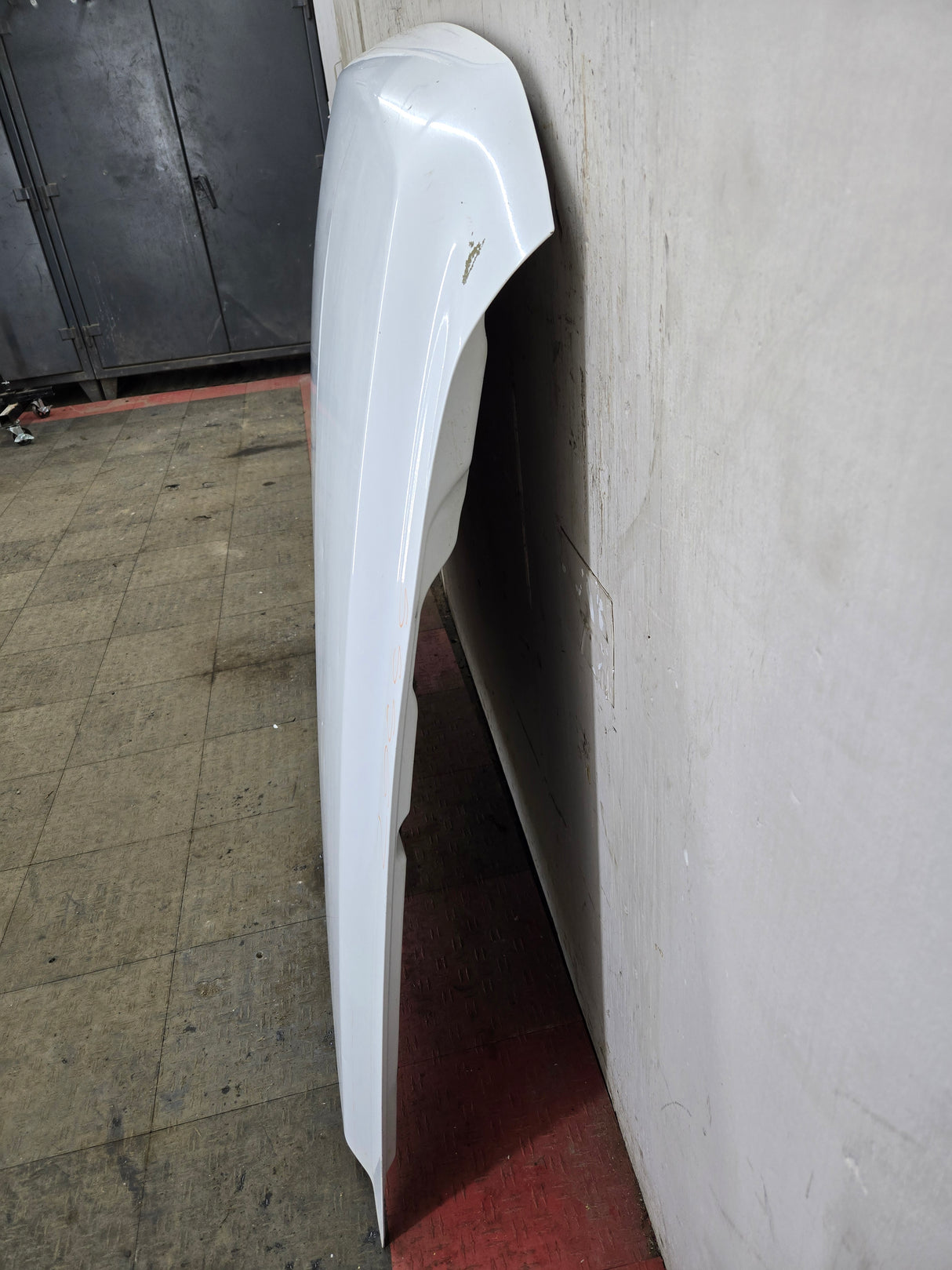 2007-2013 Chevrolet Silverado 1500 2500 Hood - White