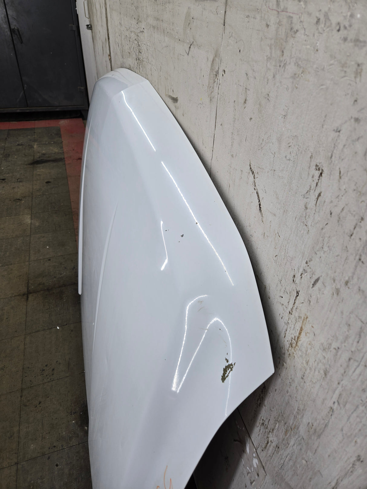 2007-2013 Chevrolet Silverado 1500 2500 Hood - White