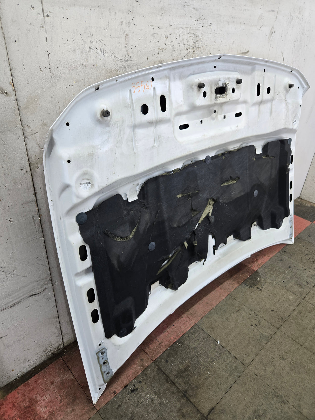 2007-2013 Chevrolet Silverado 1500 2500 Hood - White