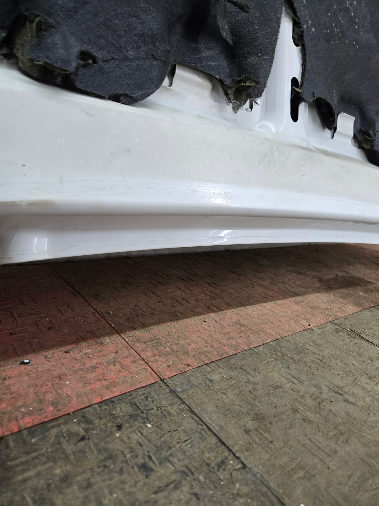 2007-2013 Chevrolet Silverado 1500 2500 Hood - White