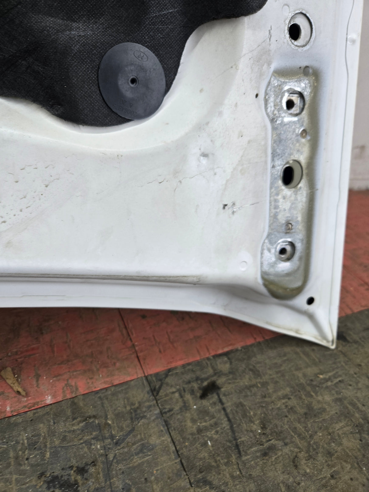 2007-2013 Chevrolet Silverado 1500 2500 Hood - White