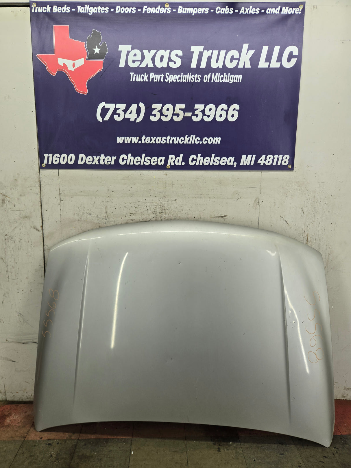 1999-2006 GMC Sierra 1500 2500 3500 Hood - Pewter