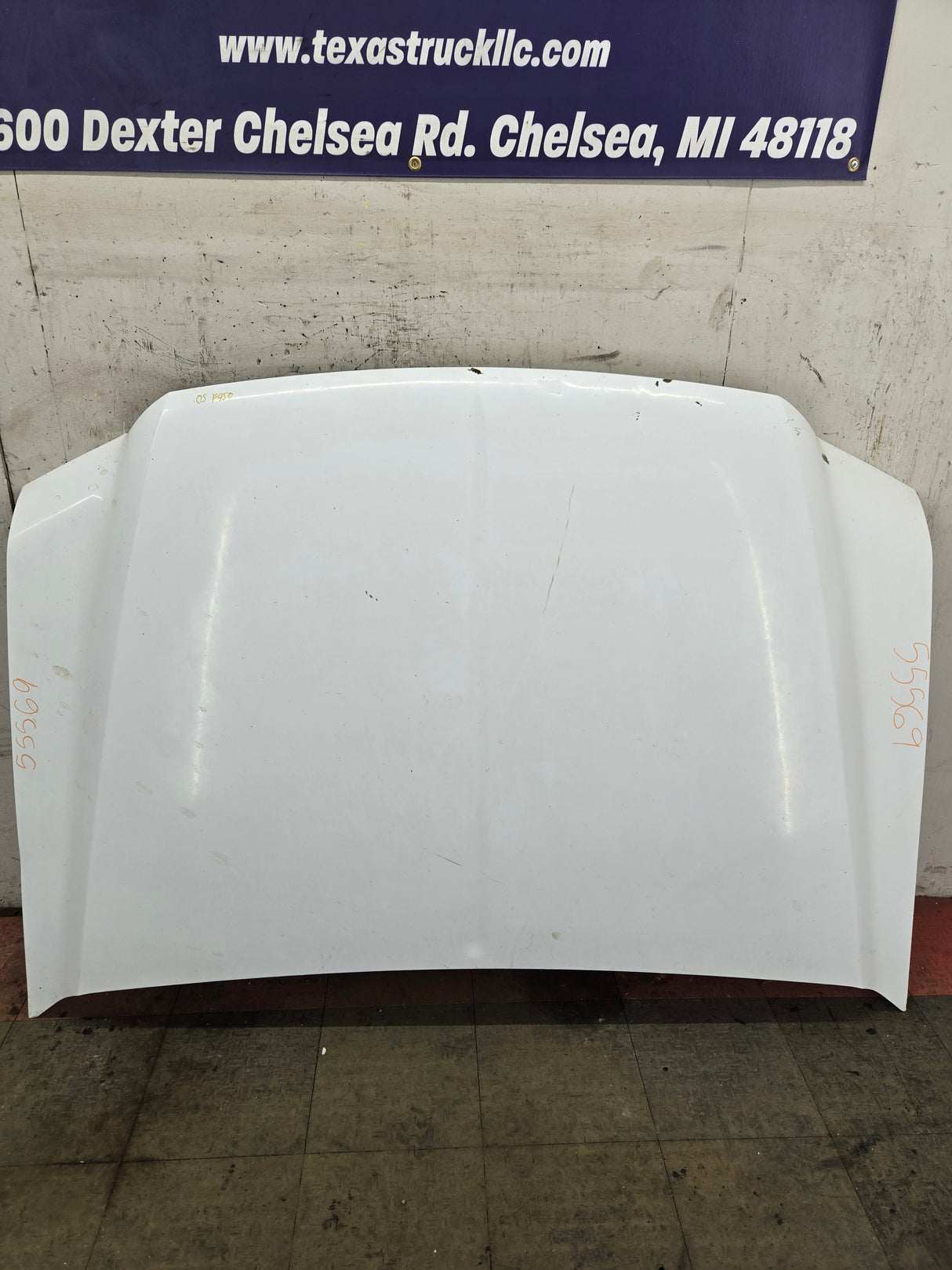 1999-2007 Ford Super Duty Hood F250 F350 F450 F550 - Oxford White