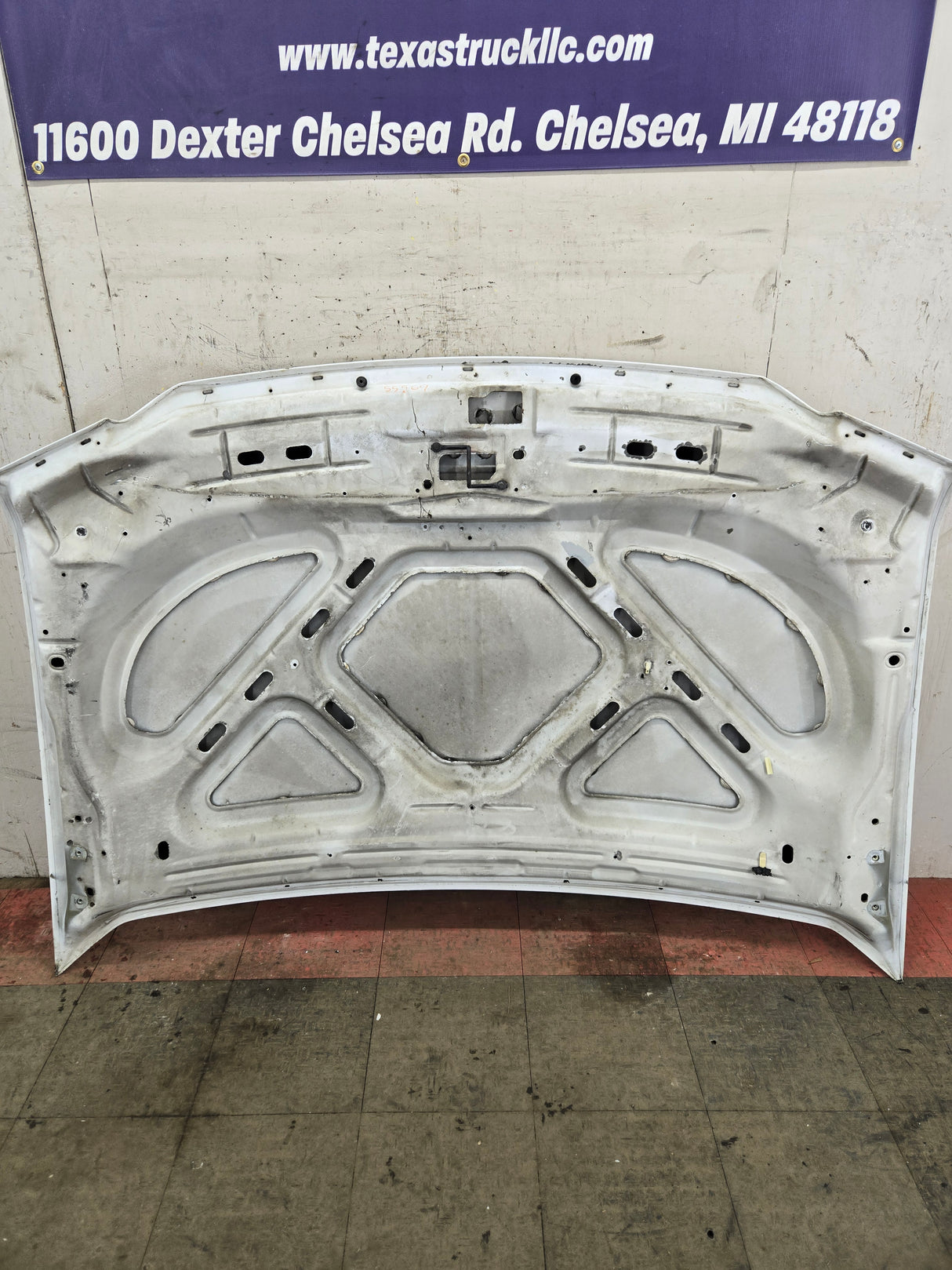 1999-2007 Ford Super Duty Hood F250 F350 F450 F550 - Oxford White