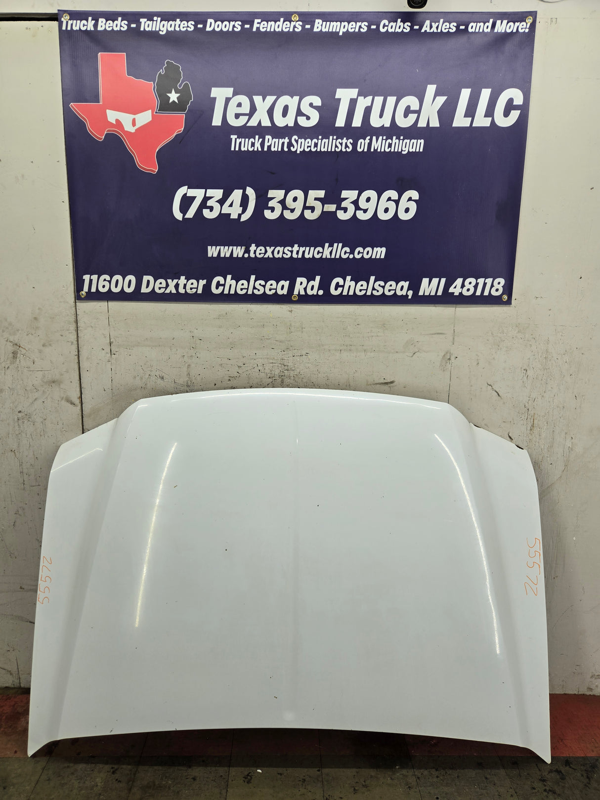 1999-2007 Ford Super Duty Hood F250 F350 F450 F550 - Oxford White