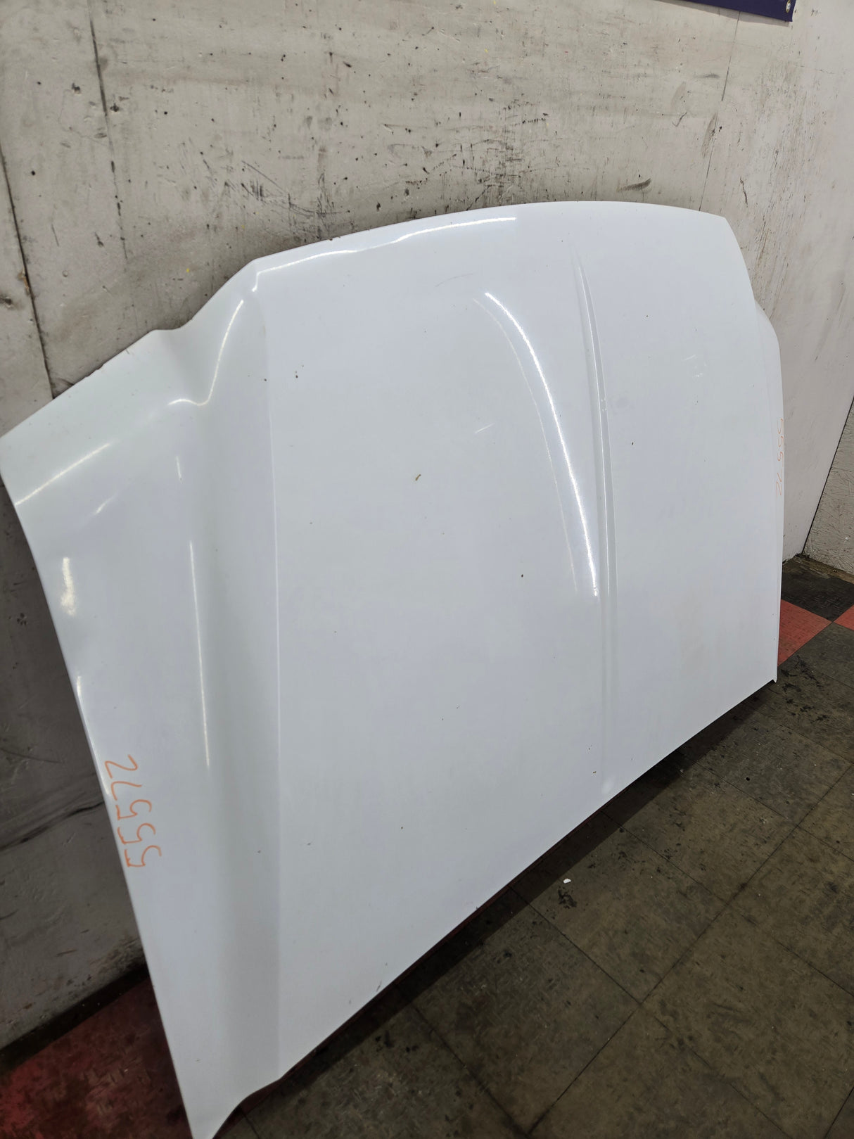 1999-2007 Ford Super Duty Hood F250 F350 F450 F550 - Oxford White