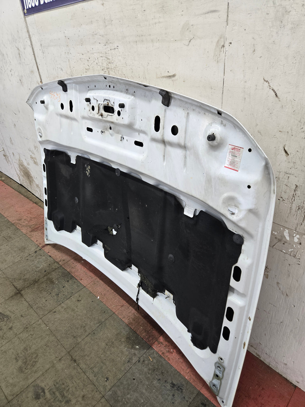 2007-2013 Chevrolet Silverado 1500 2500 Hood - White