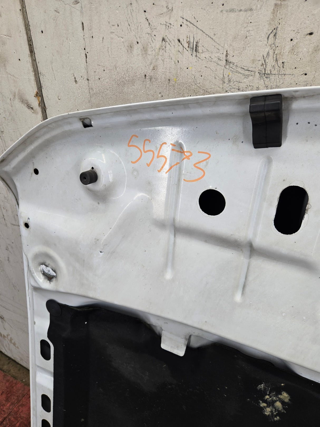 2007-2013 Chevrolet Silverado 1500 2500 Hood - White