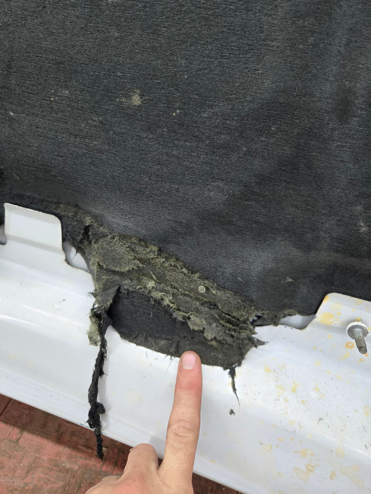 2007-2013 Chevrolet Silverado 1500 2500 Hood - White