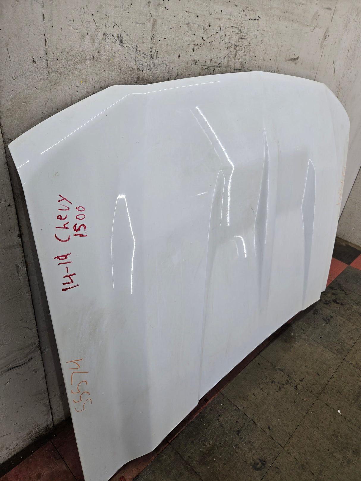2016-2019 Chevrolet Silverado 1500 Hood - Summit White