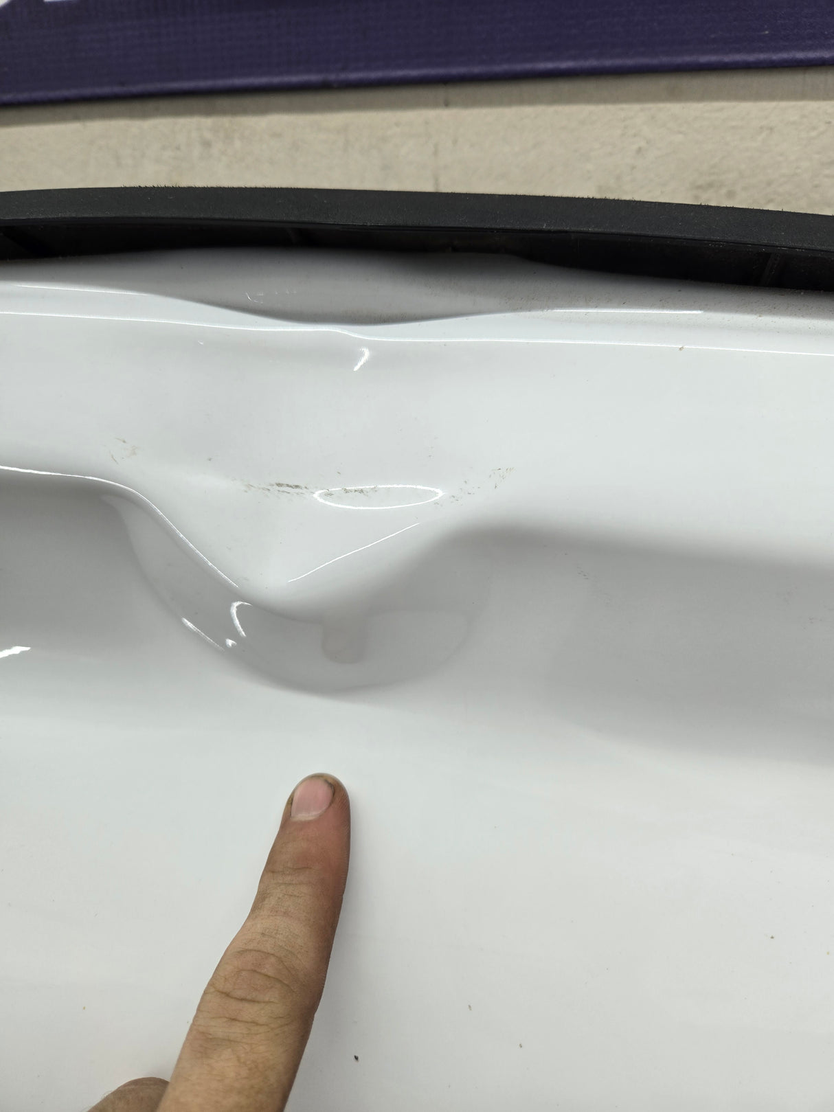 2019-2025 Chevrolet Silverado 2500 3500 Truck Tailgate Power Up/Down Shell *Damage