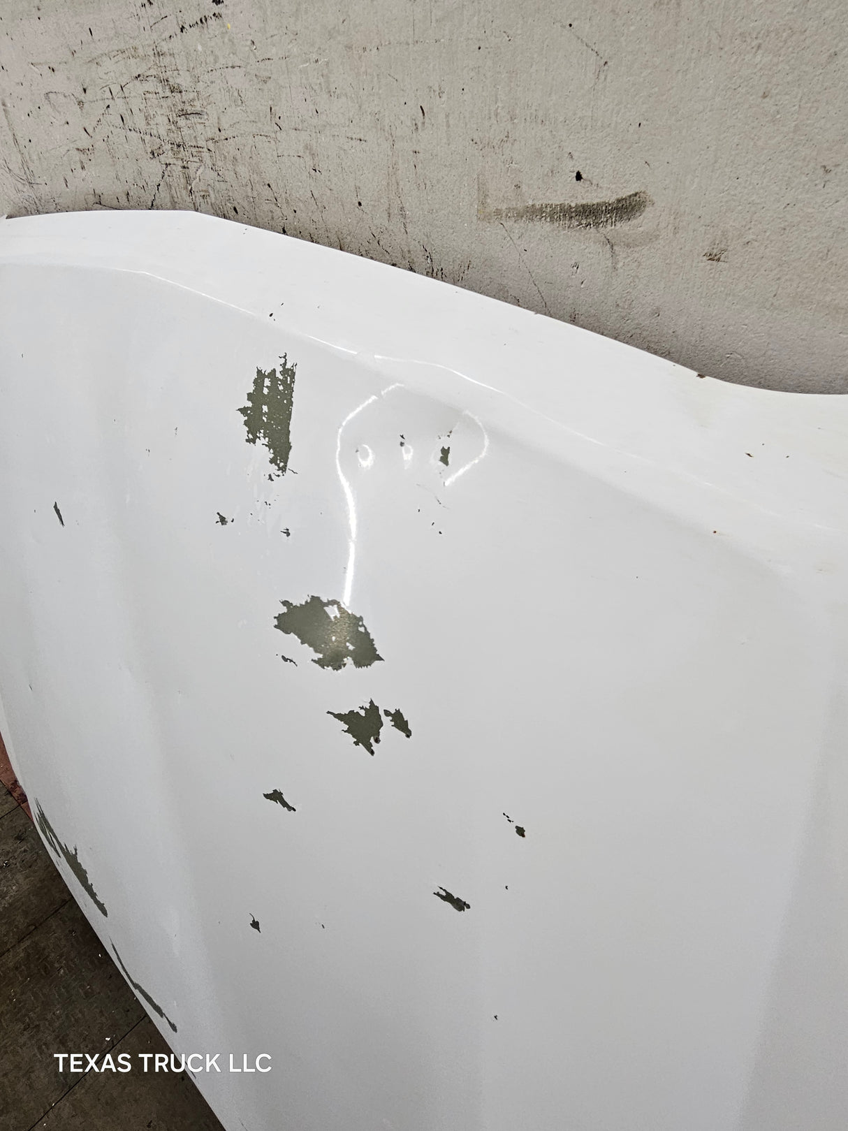 2003-2006 Chevrolet Silverado 1500 2500 'Cateye' Hood "Standard Line" - Summit White