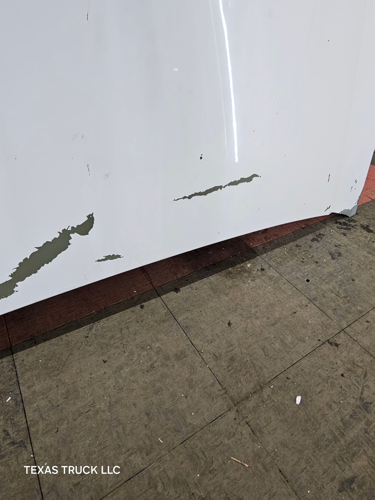 2003-2006 Chevrolet Silverado 1500 2500 'Cateye' Hood "Standard Line" - Summit White