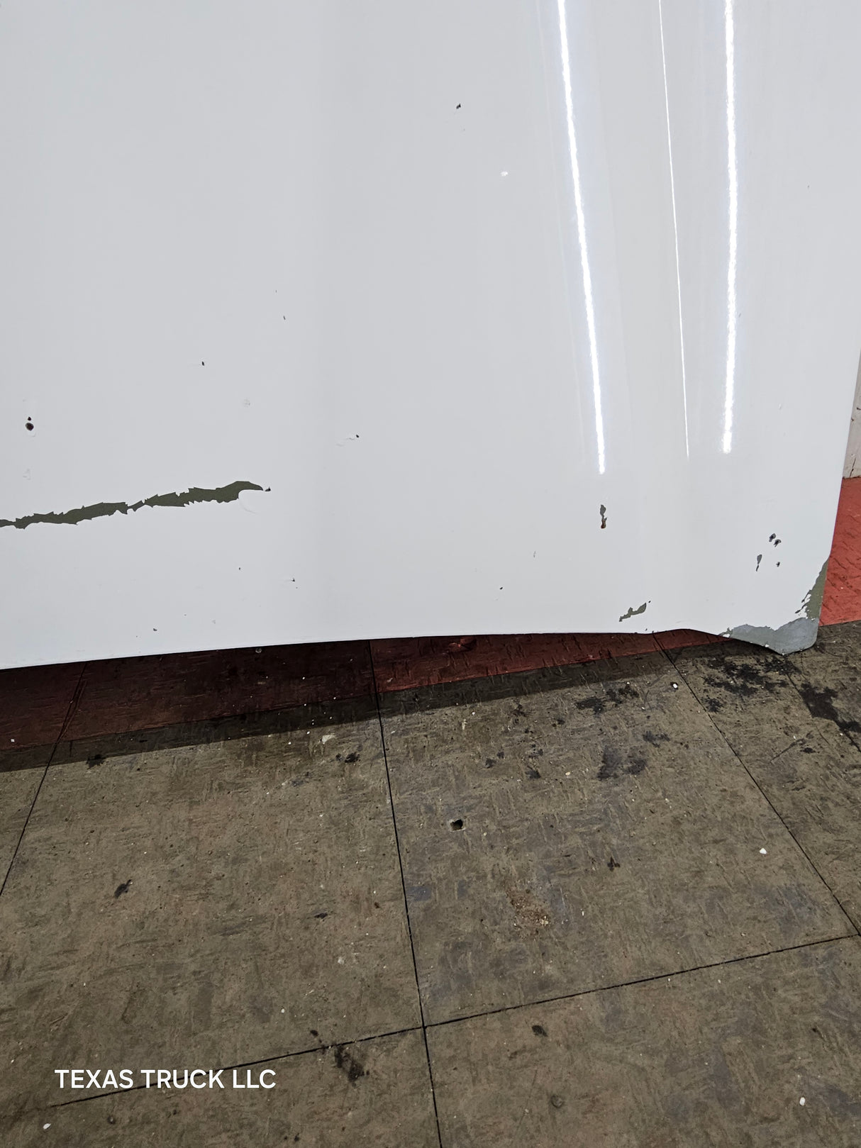 2003-2006 Chevrolet Silverado 1500 2500 'Cateye' Hood "Standard Line" - Summit White