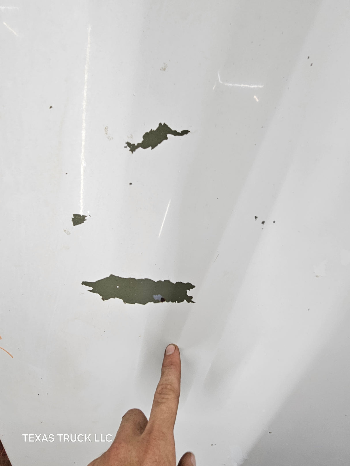 2003-2006 Chevrolet Silverado 1500 2500 'Cateye' Hood "Standard Line" - Summit White