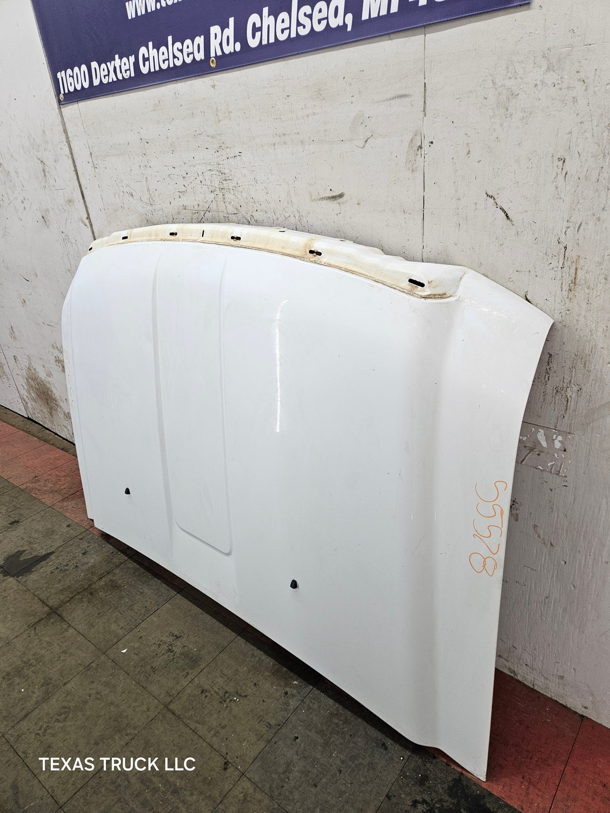 2008-2010 Ford Super Duty F250 F350 F450 F550 Hood - Oxford White