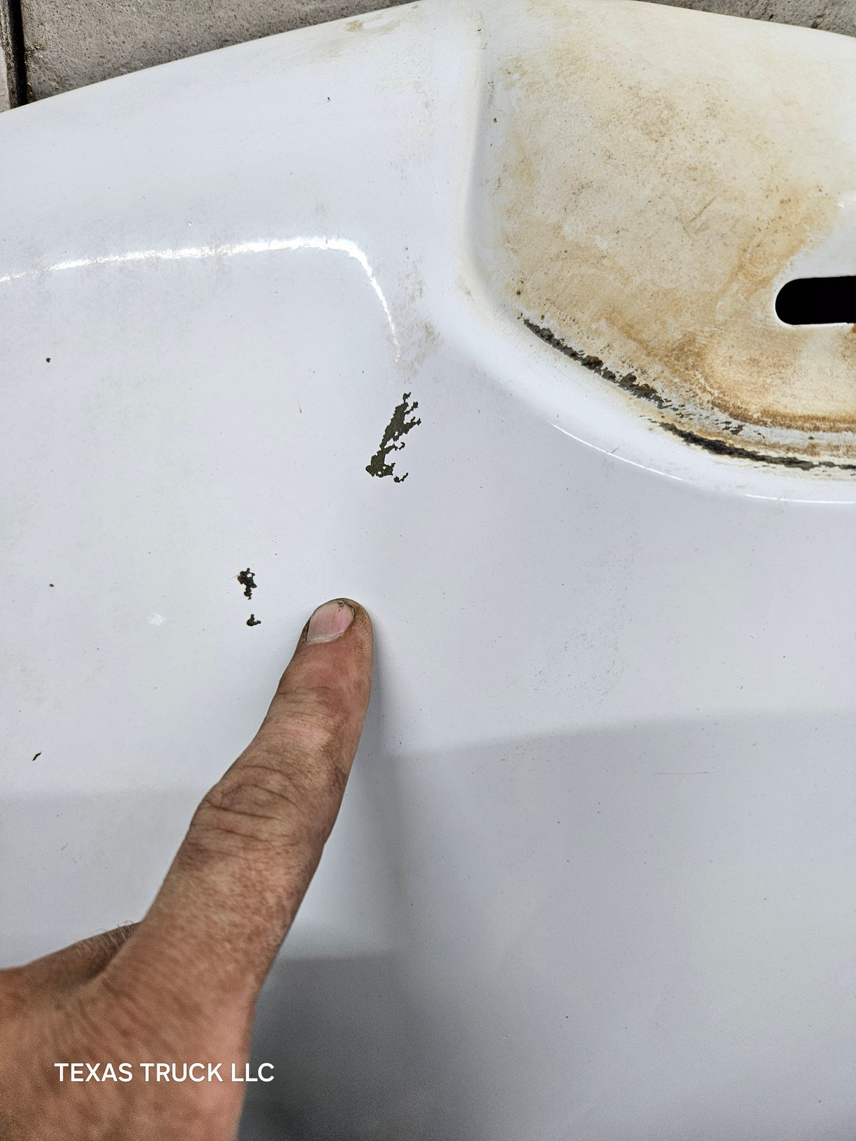 2008-2010 Ford Super Duty F250 F350 F450 F550 Hood - Oxford White