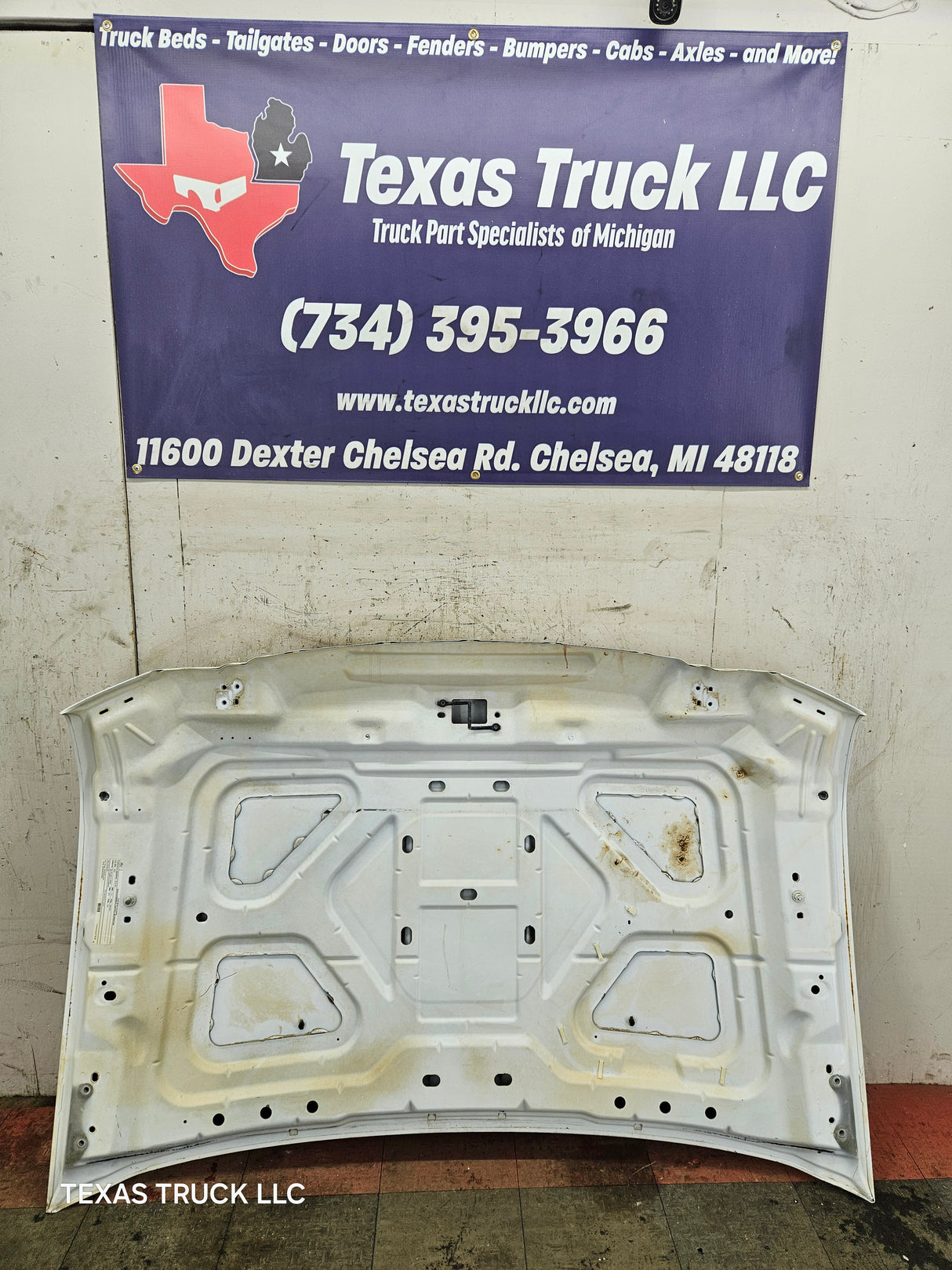 2008-2010 Ford Super Duty F250 F350 F450 F550 Hood - Oxford White