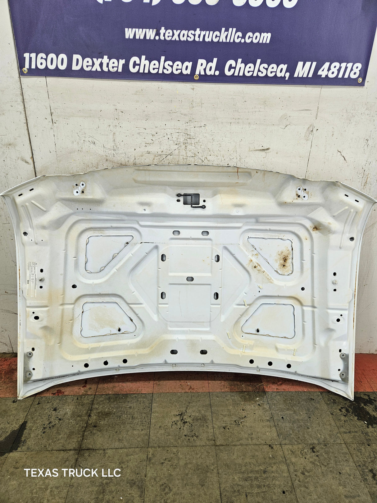 2008-2010 Ford Super Duty F250 F350 F450 F550 Hood - Oxford White