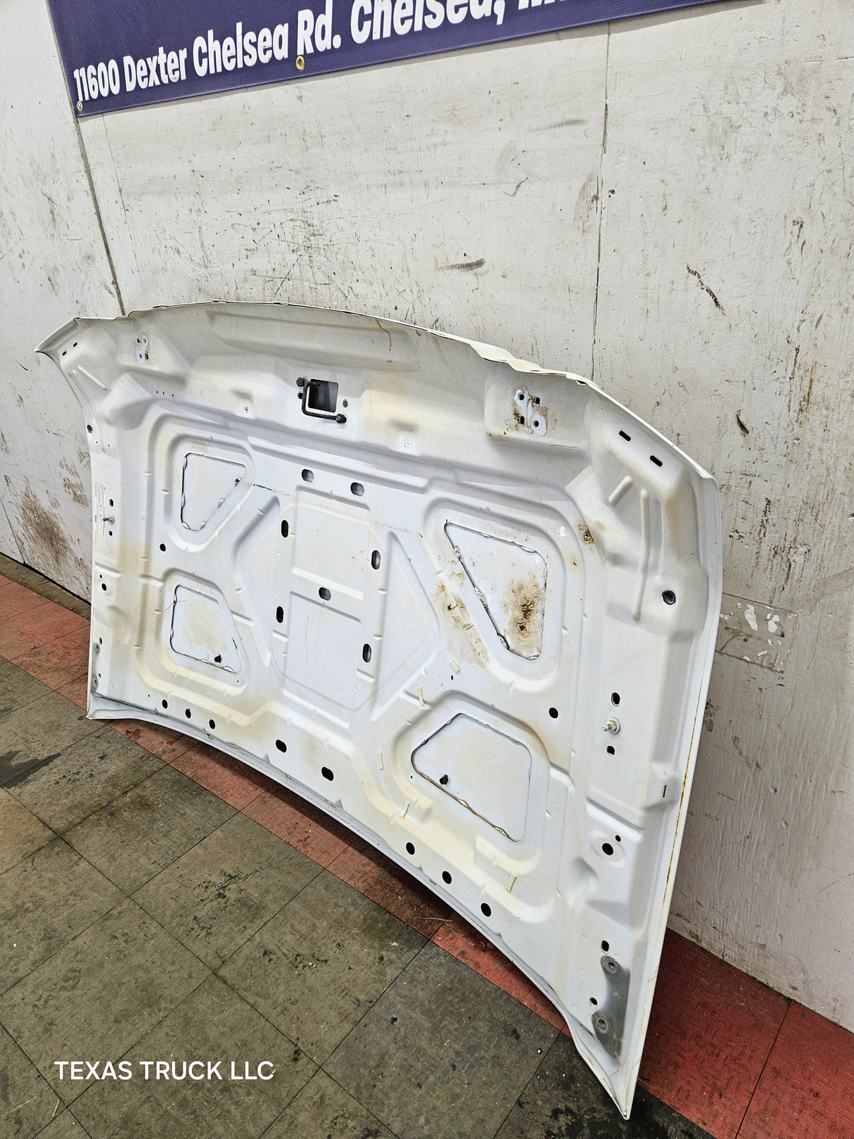 2008-2010 Ford Super Duty F250 F350 F450 F550 Hood - Oxford White