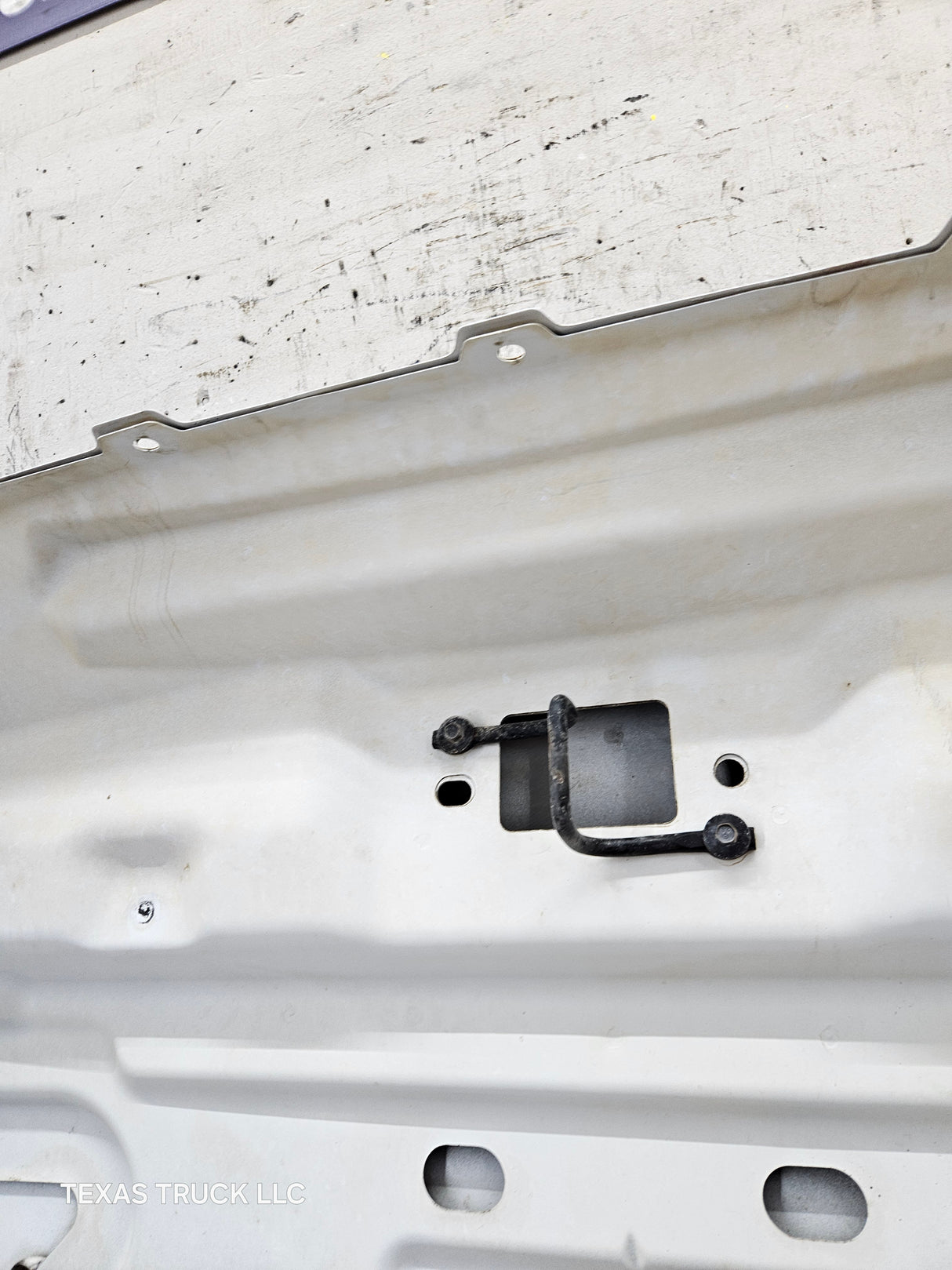 2008-2010 Ford Super Duty F250 F350 F450 F550 Hood - Oxford White