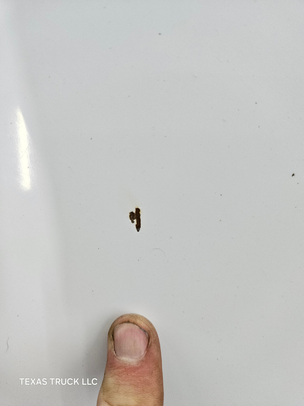 2003-2006 Chevrolet Silverado 1500 2500 'Cateye' Hood OEM - Summit White