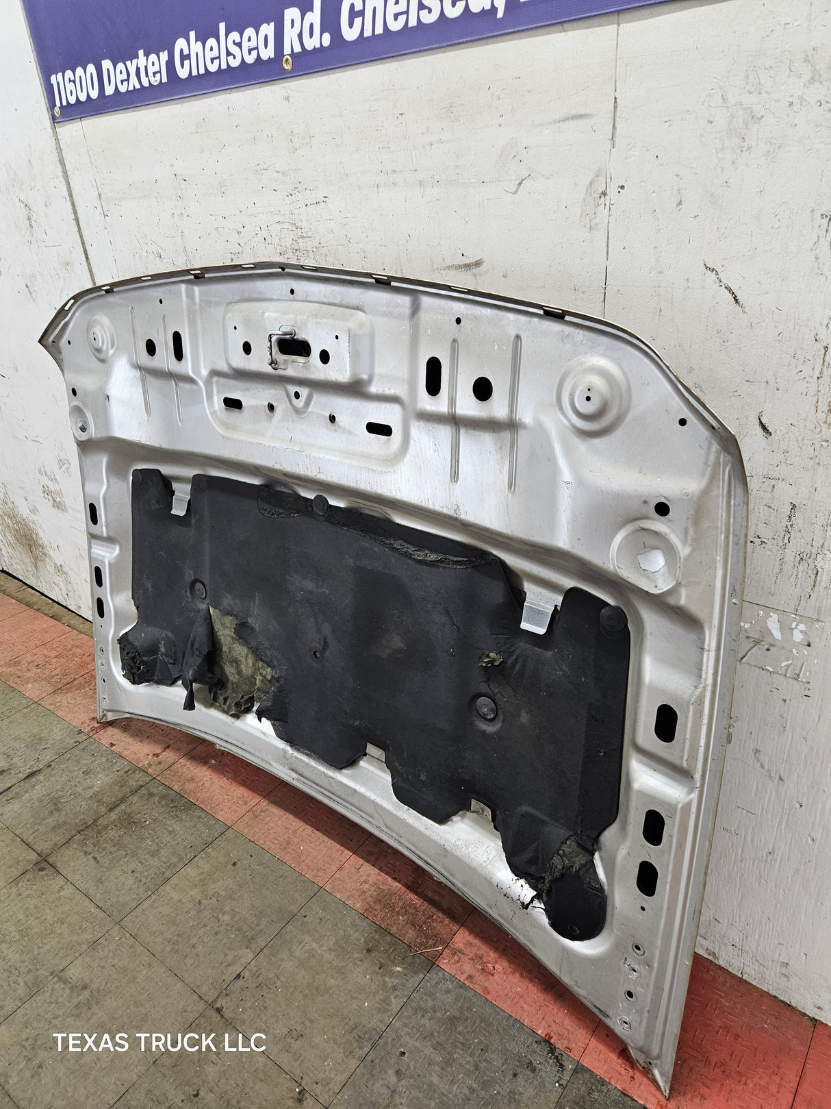 2007-2013 Chevrolet Silverado 2500 HD 3500 HD Hood